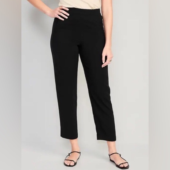 NWOT! Black High-Waisted Playa Taper Pants for Women - Multiple Sizes - Picture 2 of 8